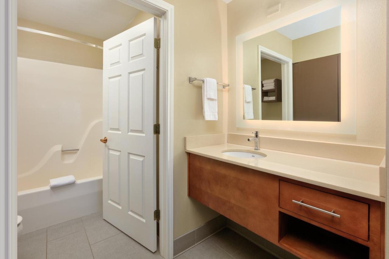 Staybridge Suites Corning By Ihg Exteriér fotografie